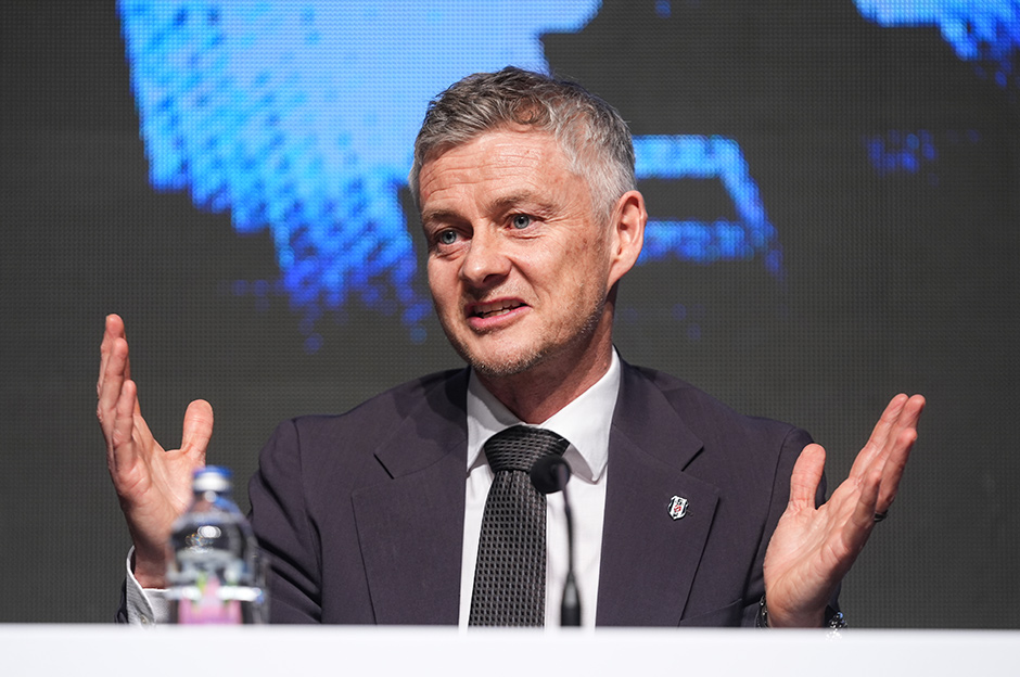 Beşiktaş'a yeni Norveçli gelecek mi? Solskjaer'den transfer sorusuna yanıt  - 1. Foto