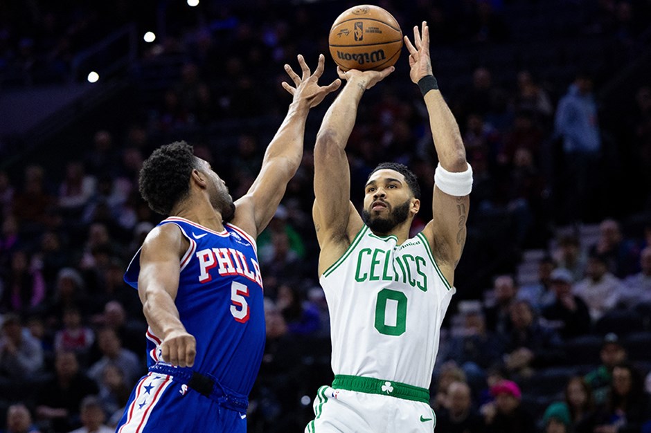 Jayson Tatum'un "triple-double"ı Celtics'e galibiyeti getirdi