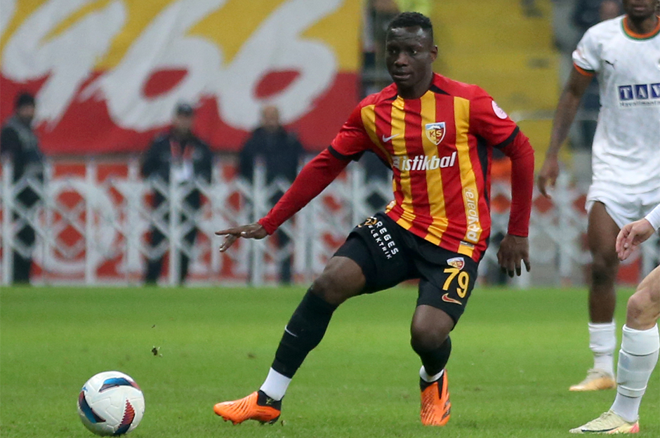 Fenerbahçe maçı öncesi Kayserispor'a 2 kötü haber daha geldi  - 5. Foto