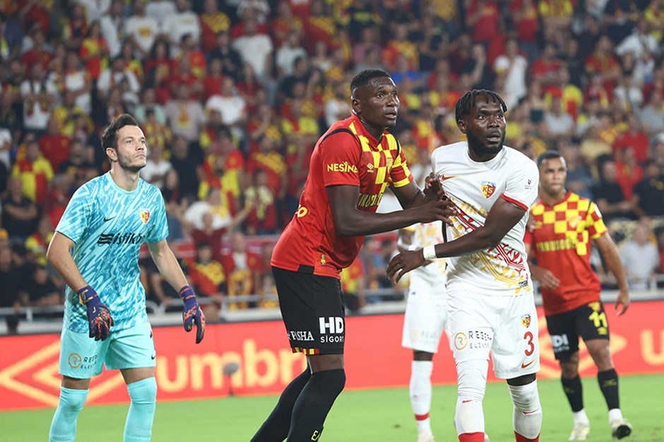 Göztepe'de Heliton'dan dikkat çeken performans