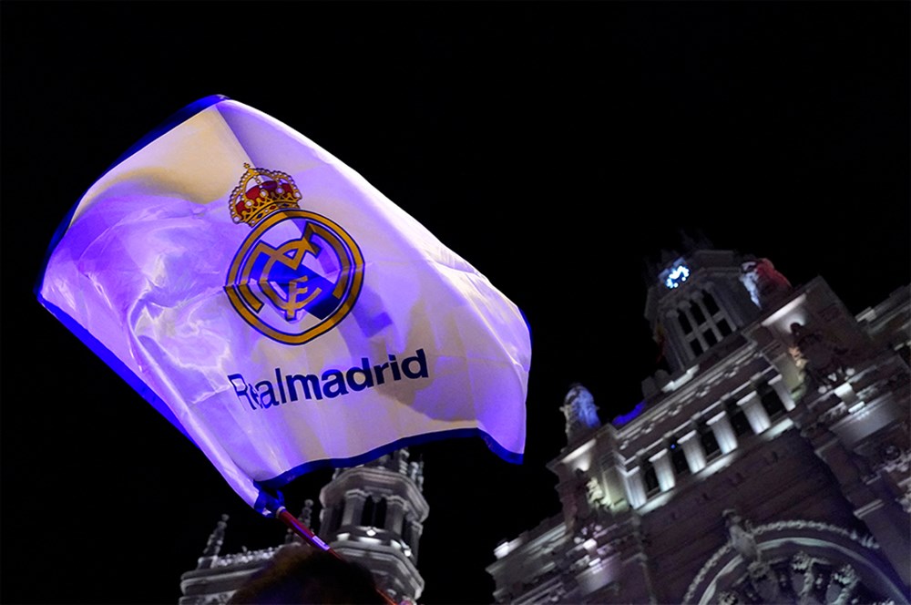 Real Madrid taraftarları şampiyonluğu kutladı  - 6. Foto