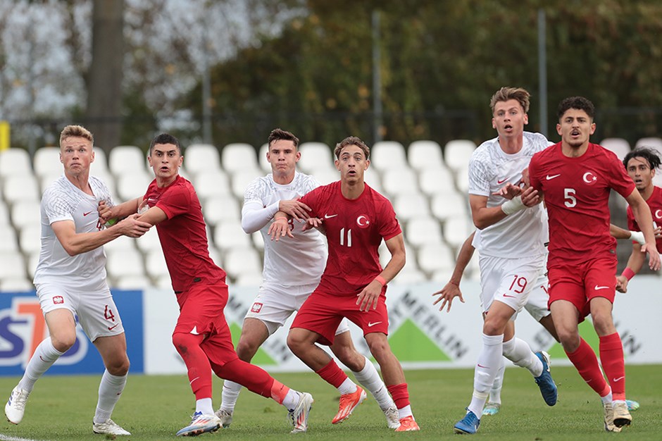 U20 Milli Takımı, Polonya'ya 4 golle mağlup oldu