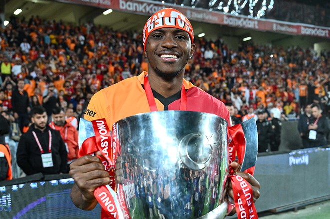 Ve Victor Osimhen başkana bizzat ileterek işi bitirdi: Transfer gerçekleşiyor  - 3. Foto