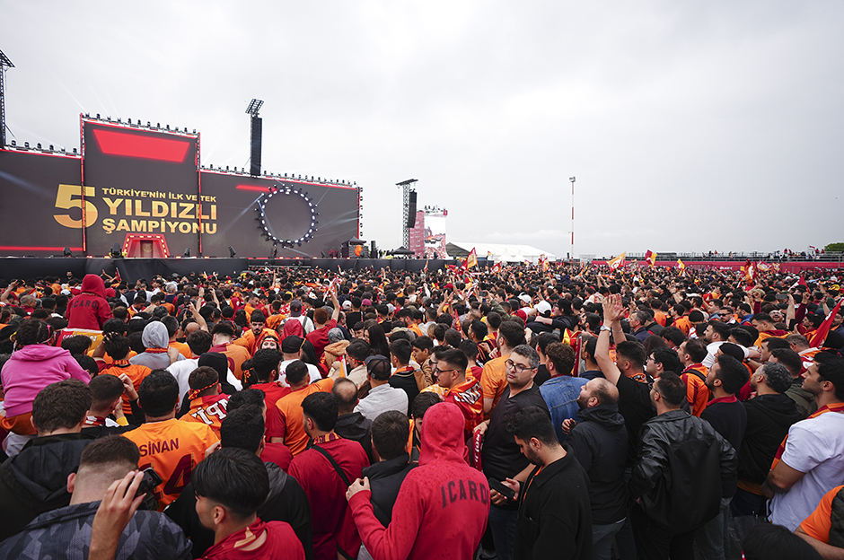 Galatasaray'da 25. şampiyonluk coşkuyla kutlandı  - 10. Foto