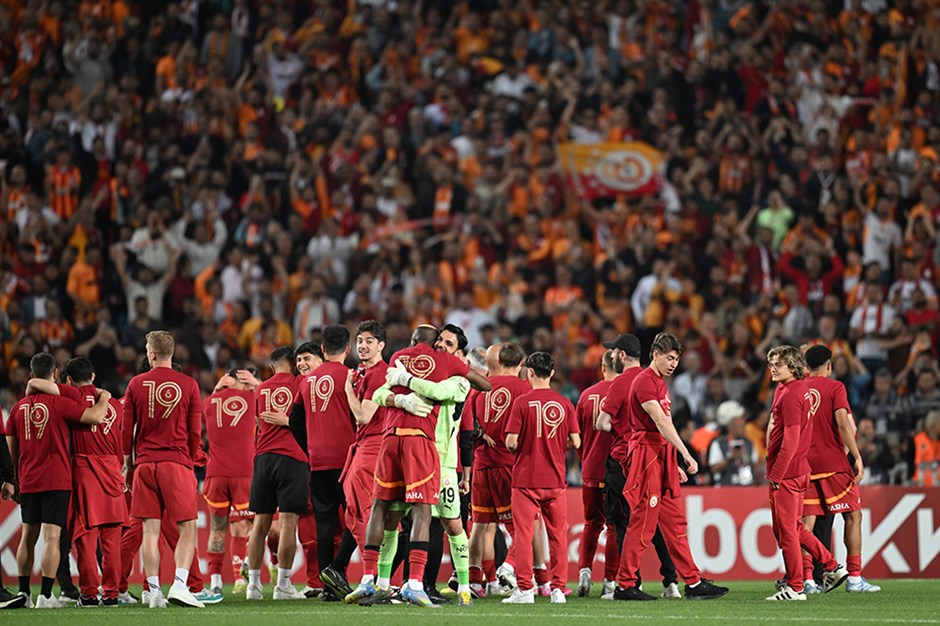 Galatasaray rekorlara doymuyor