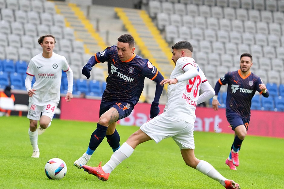 Başakşehir'den kupada 4 gollü galibiyet