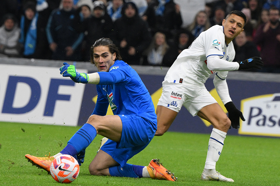 Galatasaray'ın yeni kalecisi belli gibi; söz Okan Buruk'ta - 6. Foto