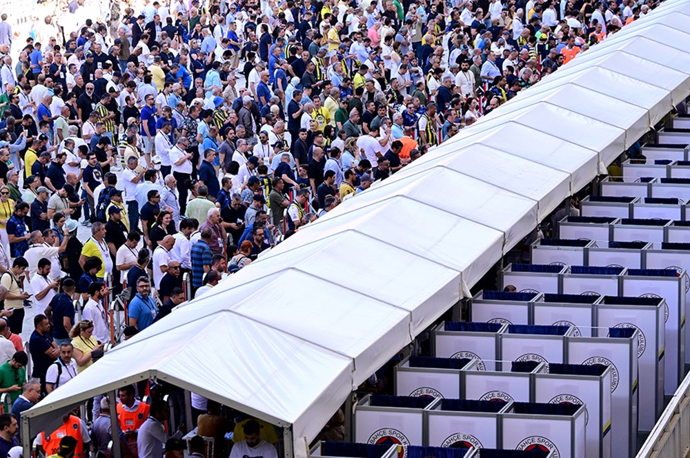 Fenerbahçe başkanını seçiyor: Oy sayma işlemi başladı - 8. Foto