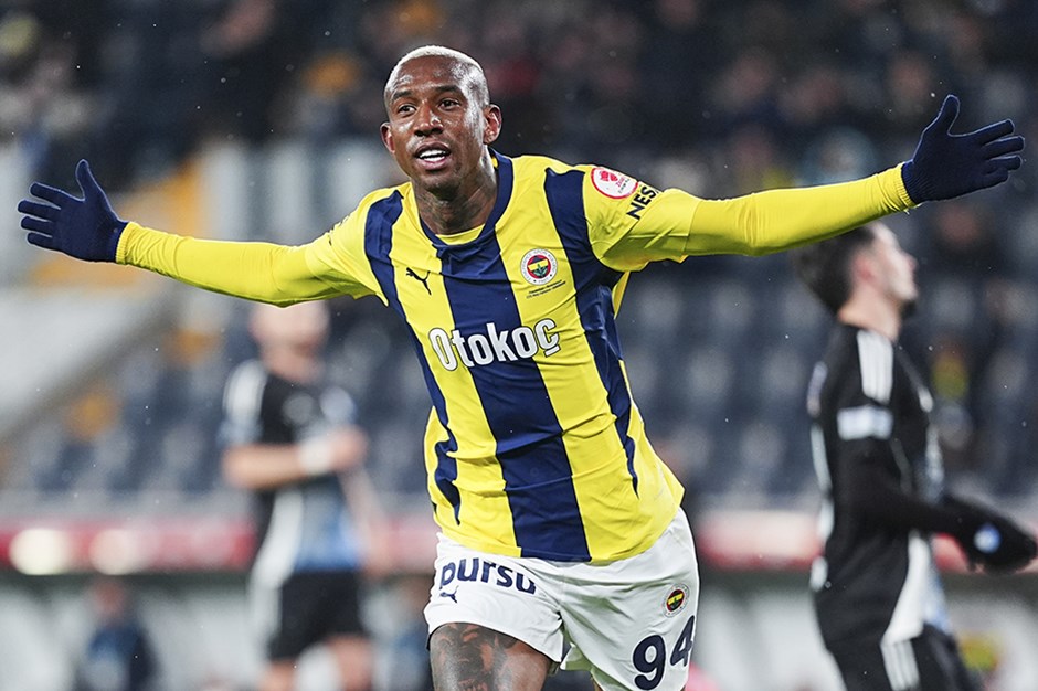 Talisca'ya yabancı madde isabet etti