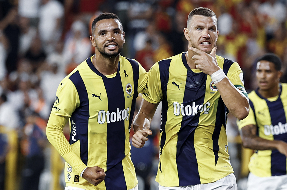 Fenerbahçe Anderlecht'i evinde 3-0 mağlup etti!
