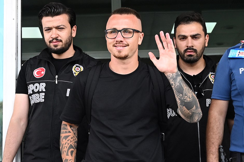 Galatasaray, Angelino'yu açıkladı