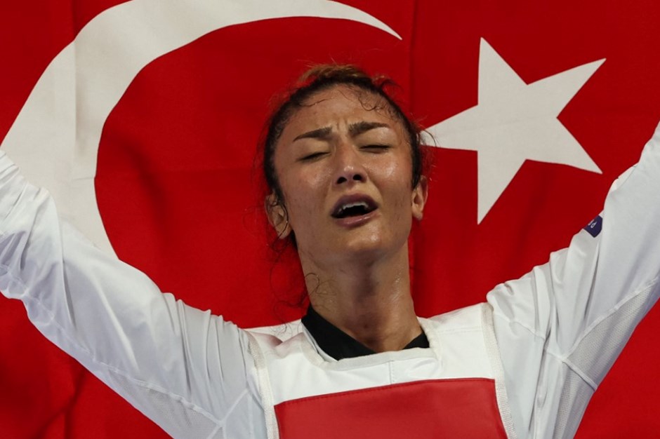 SON DAKİKA | Paris 2024'te Nafia Kuş Aydın'dan bronz madalya