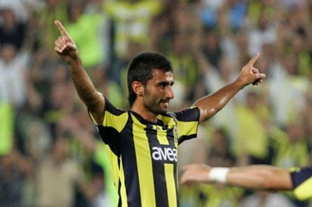 Yapay zekaya göre Fenerbahçe tarihinin en iyi ilk 11'i - 8. Foto