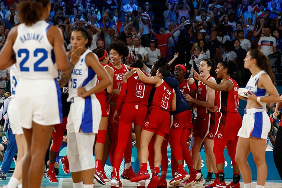 ABD kadın basketbolda da olimpiyat şampiyonu oldu