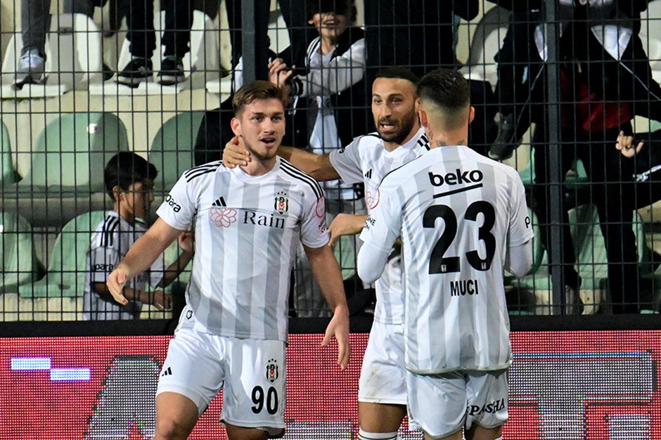Beşiktaş derbiye moralli gidiyor: Yeni transfer siftah yaptı