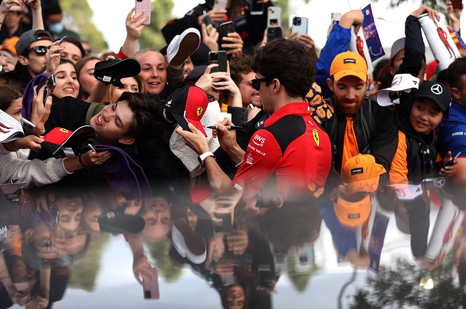 Hayranları F1 pilotunu çıldırttı! Adresi ifşa olunca...  - 6. Foto