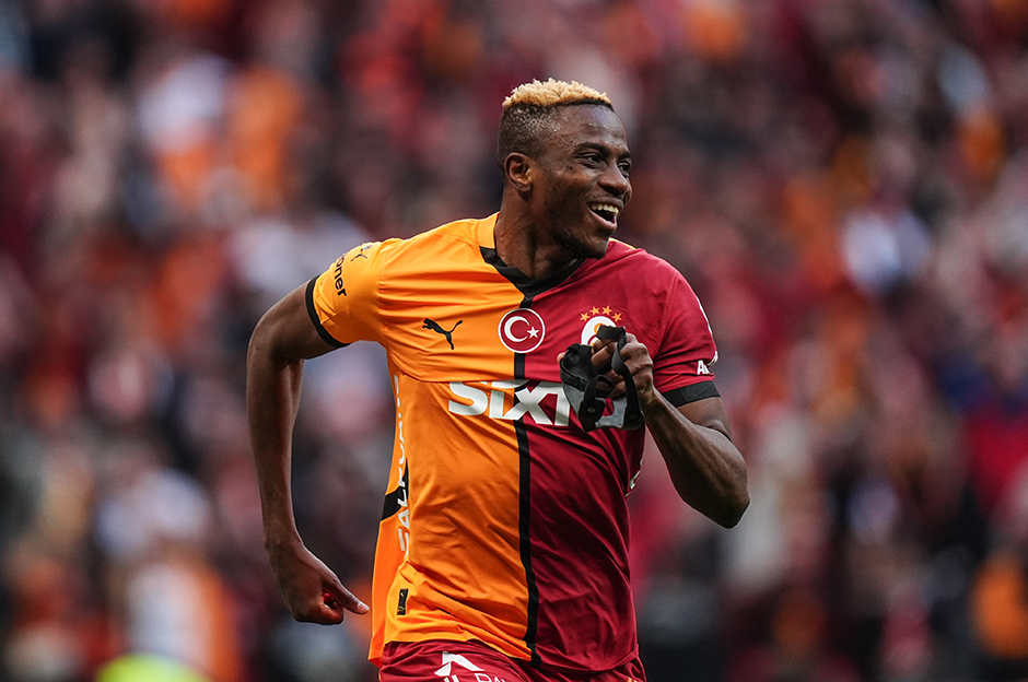 Victor Osimhen'e servet: Maaş teklifi ortaya çıktı  - 5. Foto