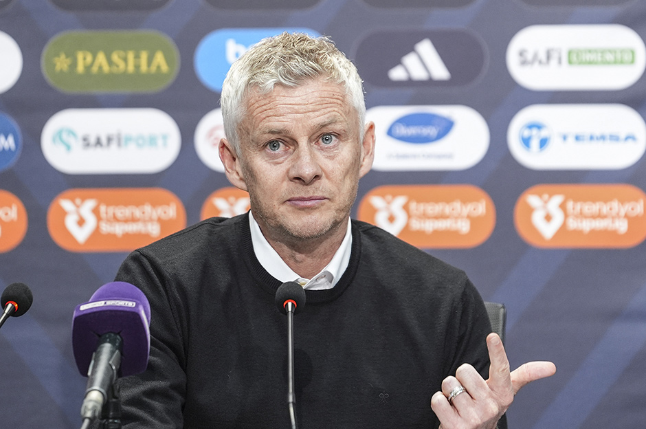 "Bu takıma ameliyat şart" diyen Solskjaer neşteri vuruyor: Beşiktaş'a 8 maddelik kurtuluş reçetesi  - 1. Foto