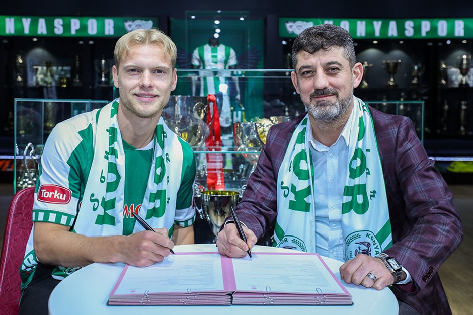 Konyaspor'dan orta sahaya Viking takviyesi: Morten Bjorlo'dan 2.5 yıllık imza