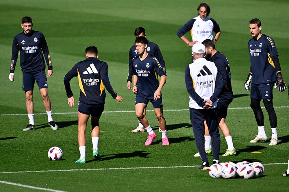 Arda Güler, Real Madrid formasıyla sahne alıyor  - 2. Foto