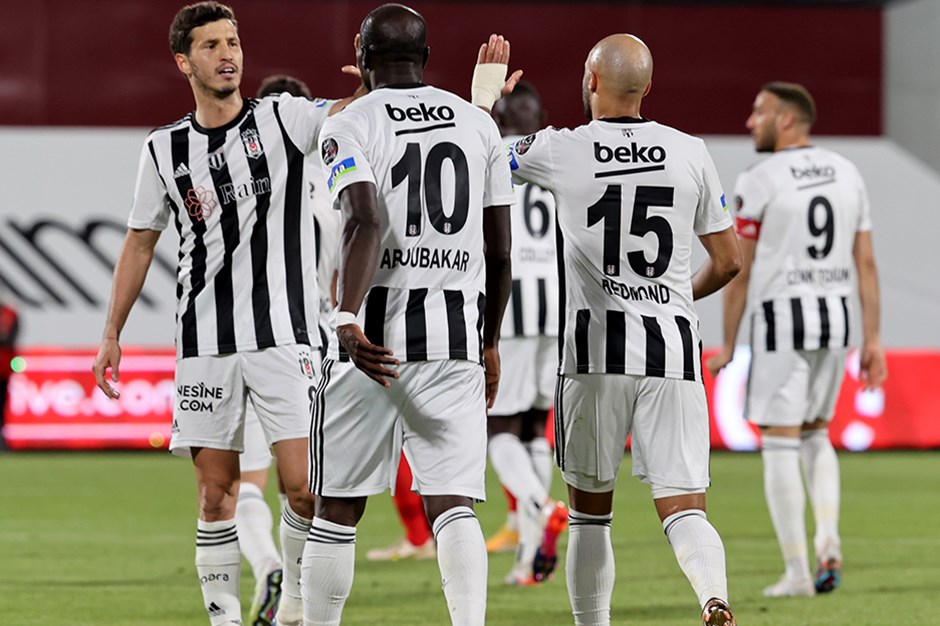 Süper Lig | Kartal Redmond ve Aboubakar'la kanatlandı