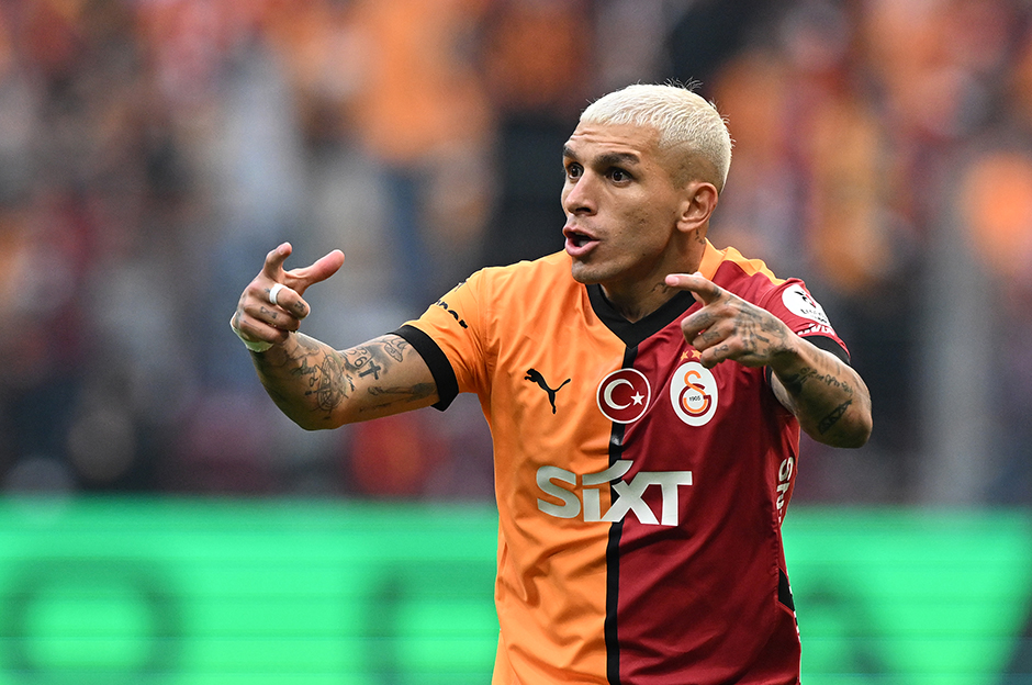 Lucas Torreira ülkesine döndü: Başakşehir maçında yok  - 2. Foto