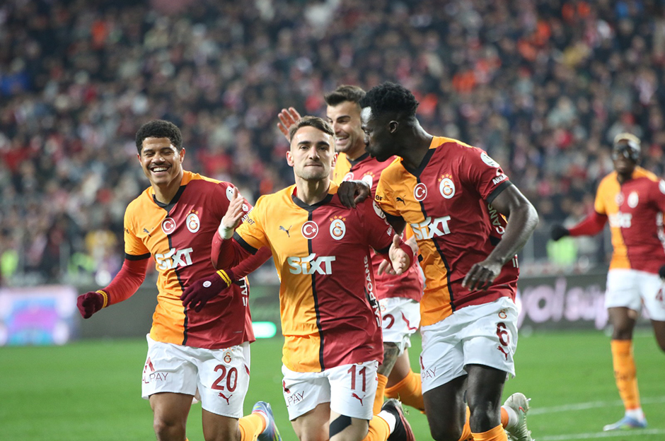 Galatasaray - Bodrum FK (Canlı anlatım)