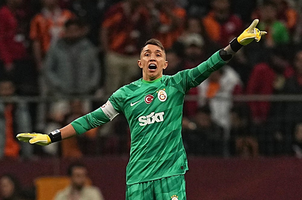 Flash Muslera powiedział po meczu Nihadowi Kahvesiemu: "Nie spodziewałem się tego"  - 9. Fotografia