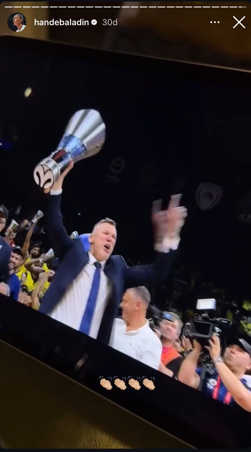 Transferin fitilini yaktı: Yıldız isimden peş peşe Fenerbahçe paylaşımları  - 5. Foto