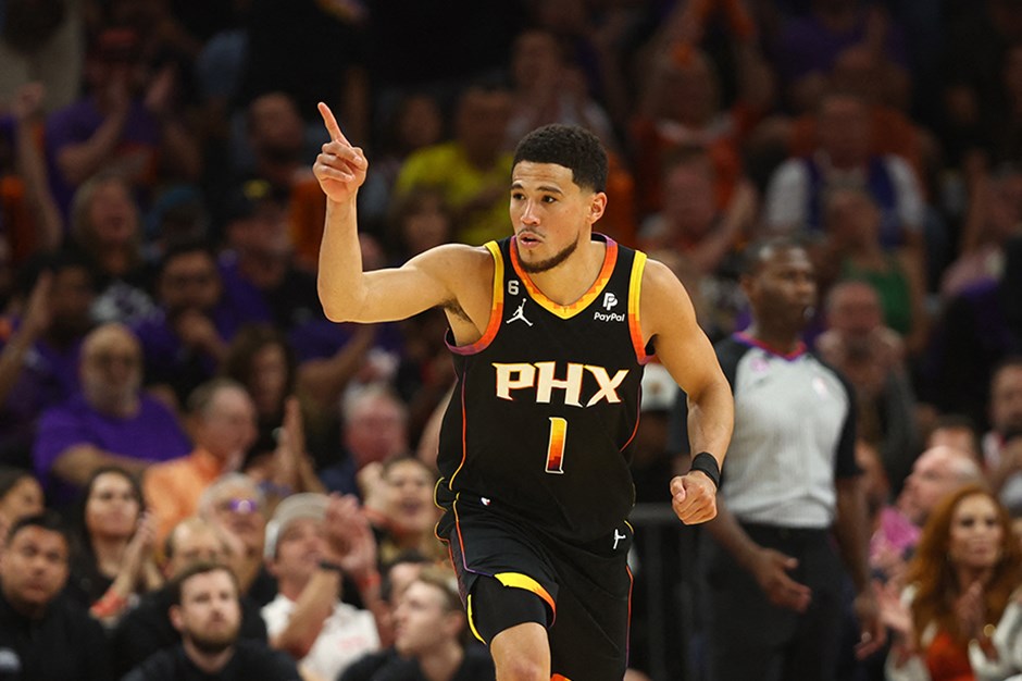 NBA'de Suns, Nuggets'a karşı serideki ilk galibiyetini aldı 