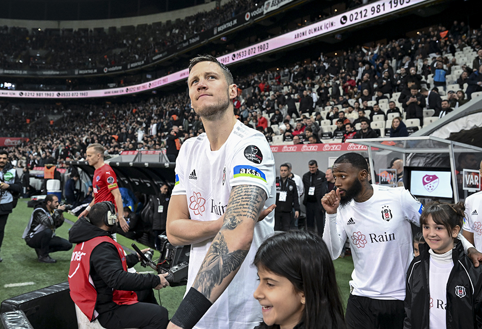 NTV Spor: Beşiktaş'ta Weghorst için son karar Van Bronckhorst'un