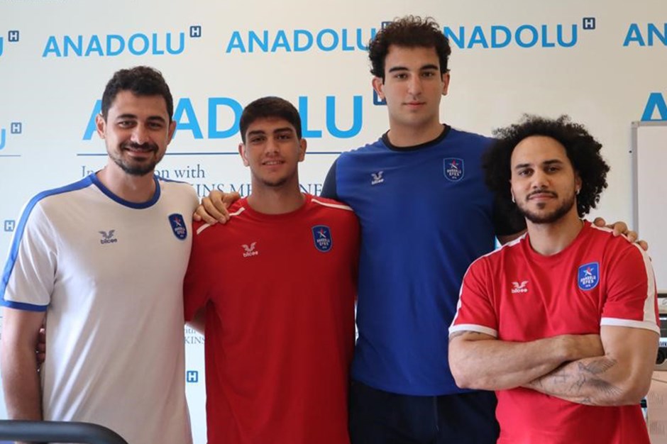 Anadolu Efes'te 4 oyuncuya sağlık kontrolü