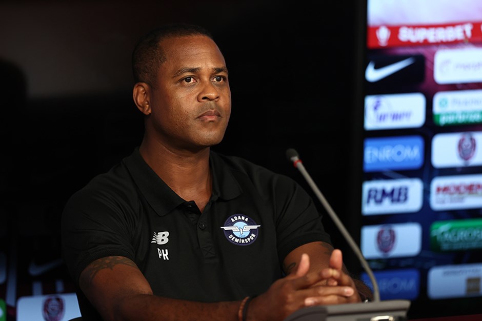 Patrick Kluivert'tan Cluj yorumu