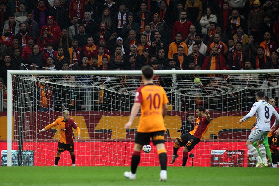 Galatasaray bu sezon bir ilki yaşadı