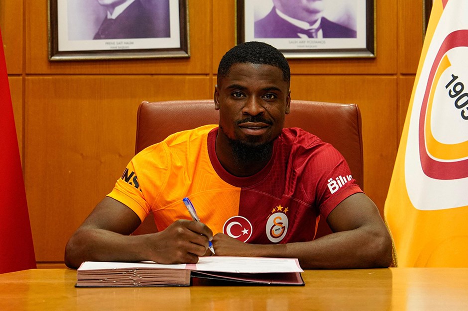 Serge Aurier formayı giydi