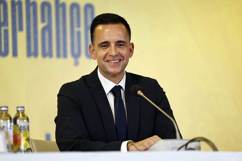 Mario Branco'nun yeni adresi şaşırttı: Kariyerinde ilki yaşayacak  - 4. Foto