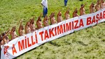 Başpehlivanlardan, Merih Demiral'a destek: Er meydanında bozkurt işareti