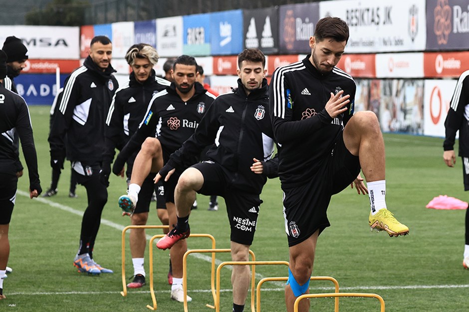 Beşiktaş derbi hazırlıklarını sürdürdü