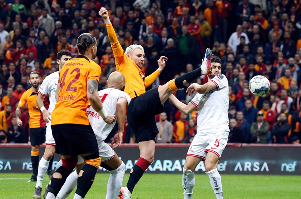 ¿Hay fuera de juego en la portería del Antalyaspor?  - 4ta foto