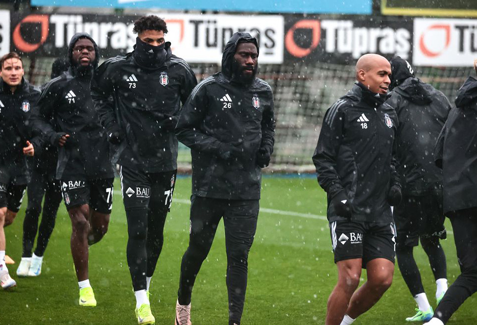 Beşiktaş Başkanı Hüseyin Yücel "maç seçiyor" demişti, bileti kesildi  - 1. Foto