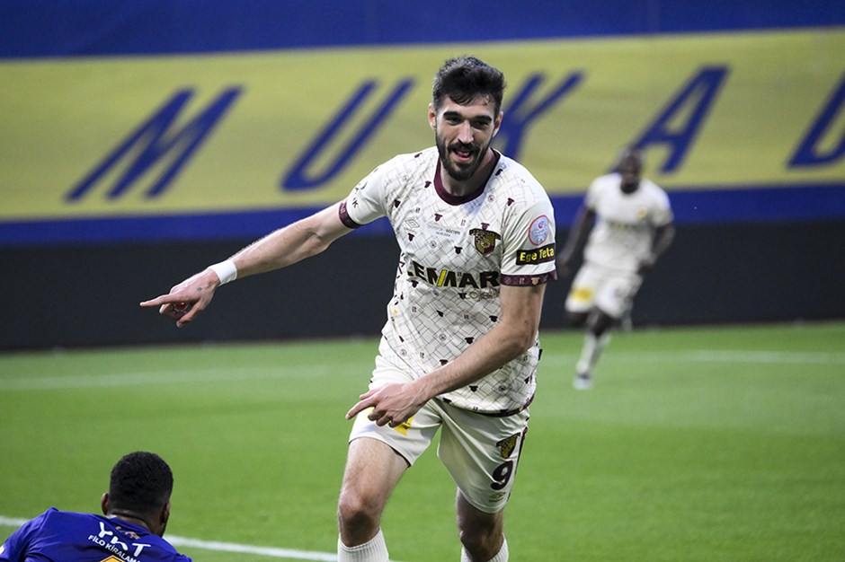 Göztepe, lider Eyüpspor'u 3 golle yendi