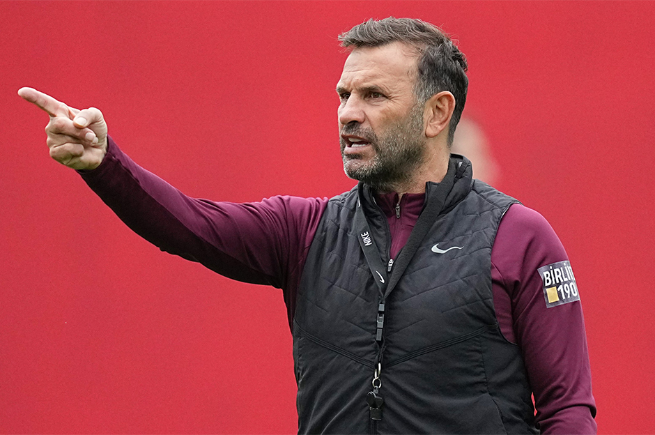 NTV Spor: Okan Buruk'tan transfer açıklaması: "En hızlı hareket edeceğimiz mevki"