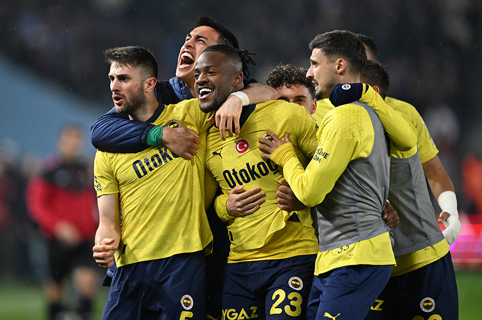 スーパーリーグ | トラブゾンスポル 2-3 フェネルバフチェ (概要、順位表、試合結果) – ラストミニッツスポーツニュース