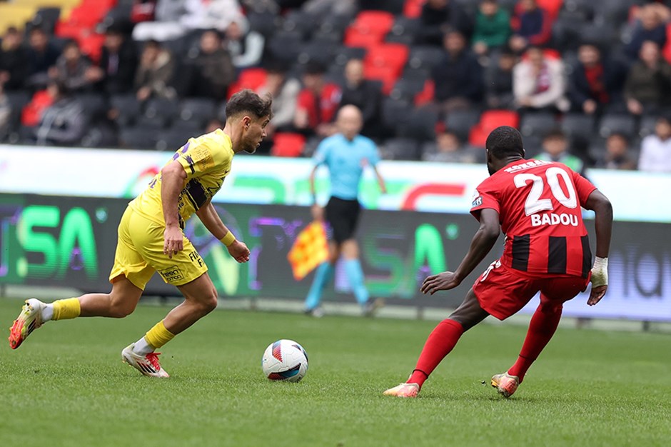 Eyüpspor düşüşe engel olamıyor: Gaziantep FK sahasında galip