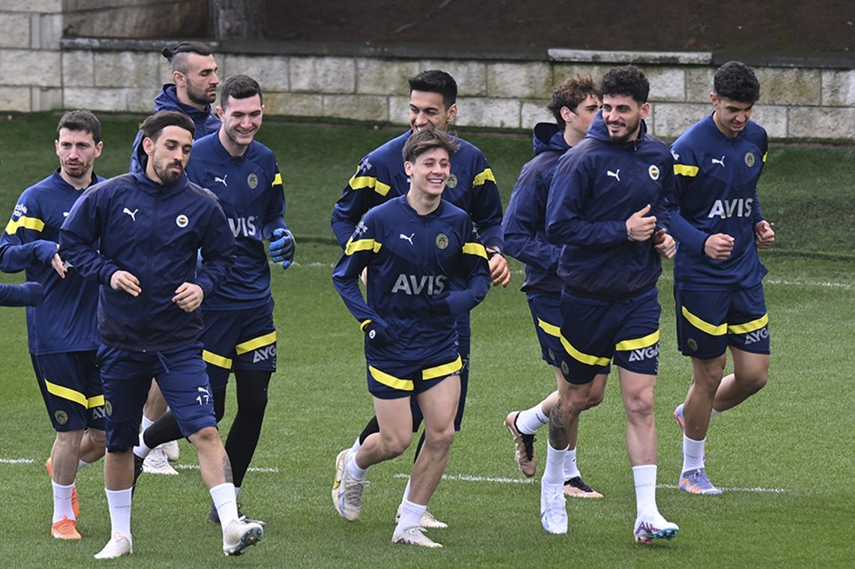Derbi öncesi Fenerbahçe antrenmanında 5 eksik