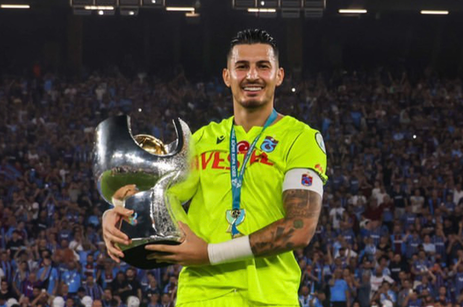 Uğurcan Çakır'a reddedilemeyecek teklif: Takımın en çok kazanan isimlerinden olacak  - 6. Foto