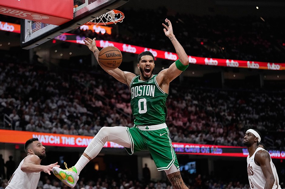Boston Celtics, Cavaliers'ı Jayson Tatum ile devirdi
